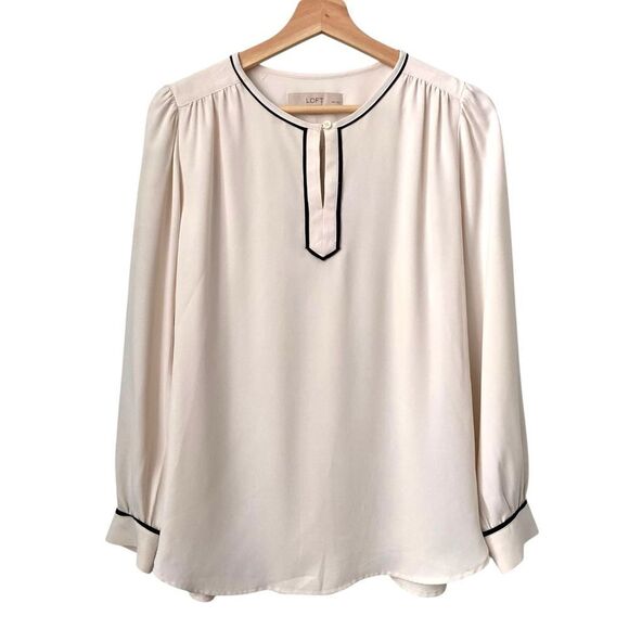 LOFT Cream Blouse with Black Trim in Size SP - Picture 1 of 8